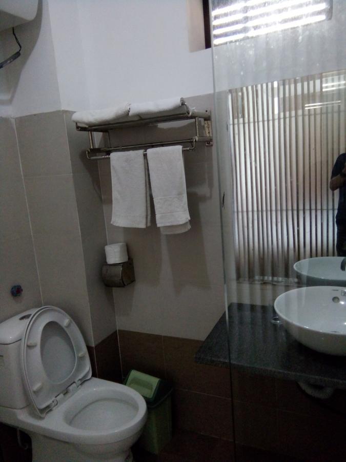 Hôtel Khach San Thuong Mai à Yen Thinh Extérieur photo